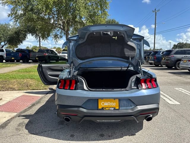 Used 2025 Ford Mustang GT RWD image 15