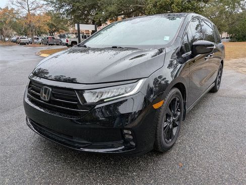 Used 2023 Honda Odyssey Sport image 8