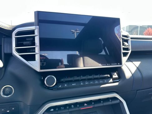 Used 2023 Toyota Tundra Platinum image 22