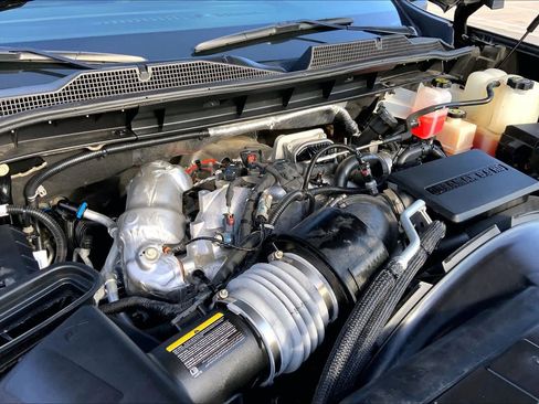 Used 2025 Chevrolet Silverado 2500 LT w/ Convenience Package RWD image 28