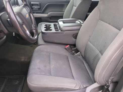 Used 2018 Chevrolet Silverado 1500 LT AWD/4WD image 16