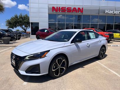 New 2025 Nissan Altima 2.5 SR