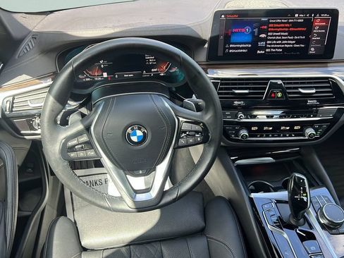 Used 2023 BMW 530i w/ Convenience Package RWD image 11