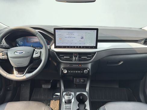 Used 2023 Ford Escape Platinum AWD/4WD image 17