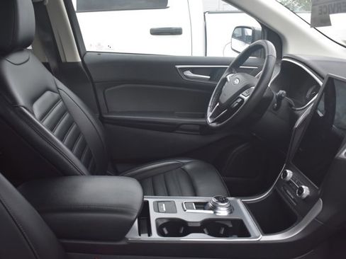 Used 2021 Ford Edge SEL FWD image 4