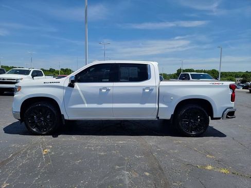 Certified 2023 Chevrolet Silverado 1500 LTZ w/ LTZ Convenience Package II AWD/4WD image 9
