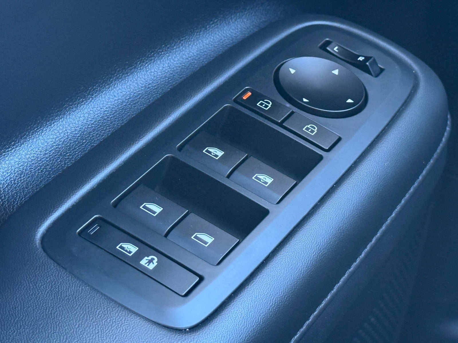 Used 2024 Hyundai Santa Fe XRT AWD/4WD image 17