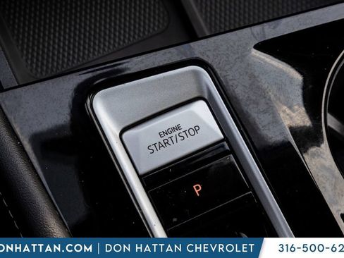 Used 2024 Volkswagen Atlas SE FWD image 12