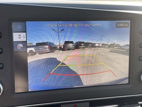 Certified 2025 Hyundai Elantra SE image 20