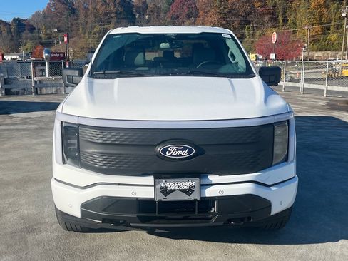 New 2025 Ford F150 Lightning Flash image 7