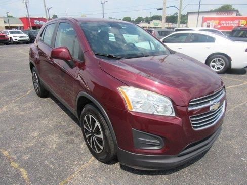 Used 2016 Chevrolet Trax LS FWD image 1