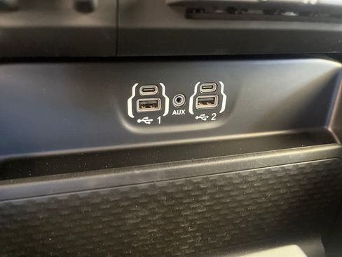 New 2022 RAM 2500 Big Horn w/ Level C Equiment Group image 43