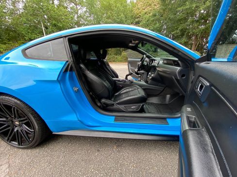 Used 2017 Ford Mustang GT w/ GT Performance Package RWD image 44