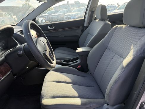 Used 2011 Mitsubishi Galant ES FWD image 17