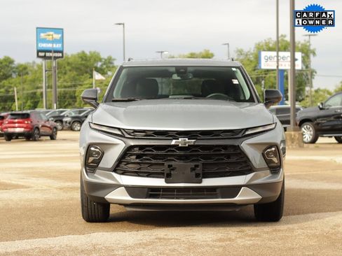 Used 2024 Chevrolet Blazer LT w/ Convenience Package FWD image 2