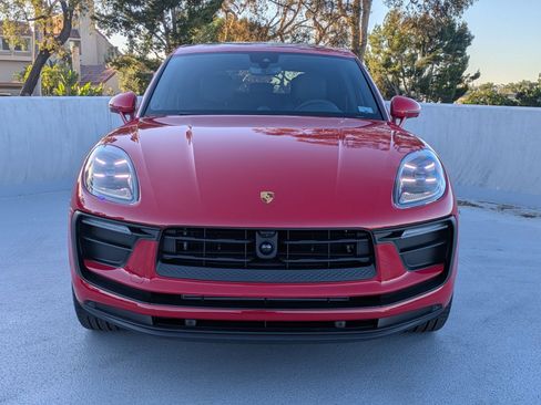 New 2026 Porsche Macan image 6