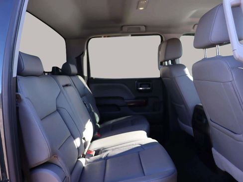 Used 2018 GMC Sierra 1500 SLT w/ SLT Premium Package image 31