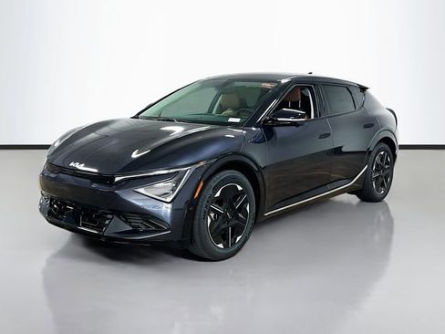 New 2025 Kia EV6 Wind image 3