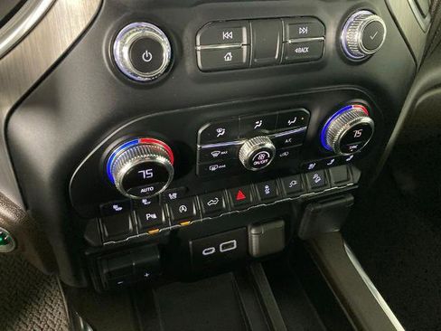 Used 2021 GMC Sierra 1500 Denali image 9