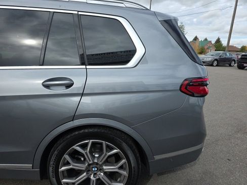 Used 2025 BMW X7 xDrive40i image 6