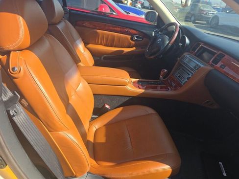 Used 2005 Lexus SC 430 Convertible w/ Preferred Accessory Pkg RWD image 11