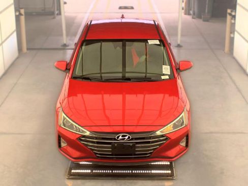 Used 2020 Hyundai Elantra SEL FWD image 5
