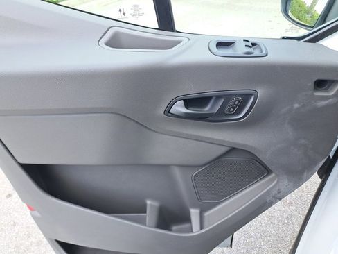 New 2026 Ford Transit 250 148 Medium Roof w/ Load Area Protection Package RWD image 21