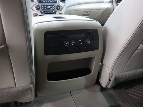 Used 2019 GMC Yukon Denali w/ Open Road Package AWD/4WD image 37