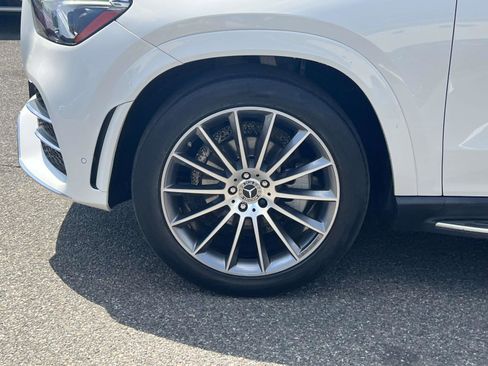 Used 2022 Mercedes-Benz GLE 350 4MATIC w/ AMG Line Exterior image 10