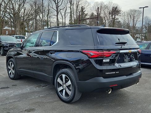 Certified 2023 Chevrolet Traverse LT w/ LT Premium Package image 4