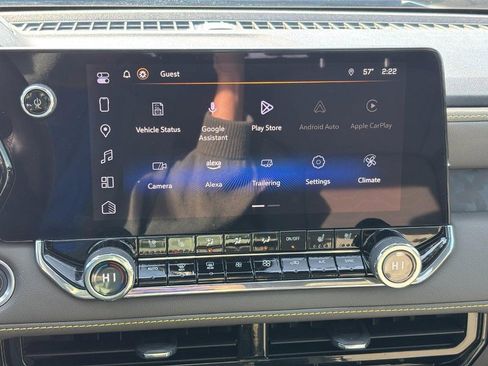 Used 2024 Chevrolet Colorado ZR2 w/ ZR2 Convenience Package III image 21