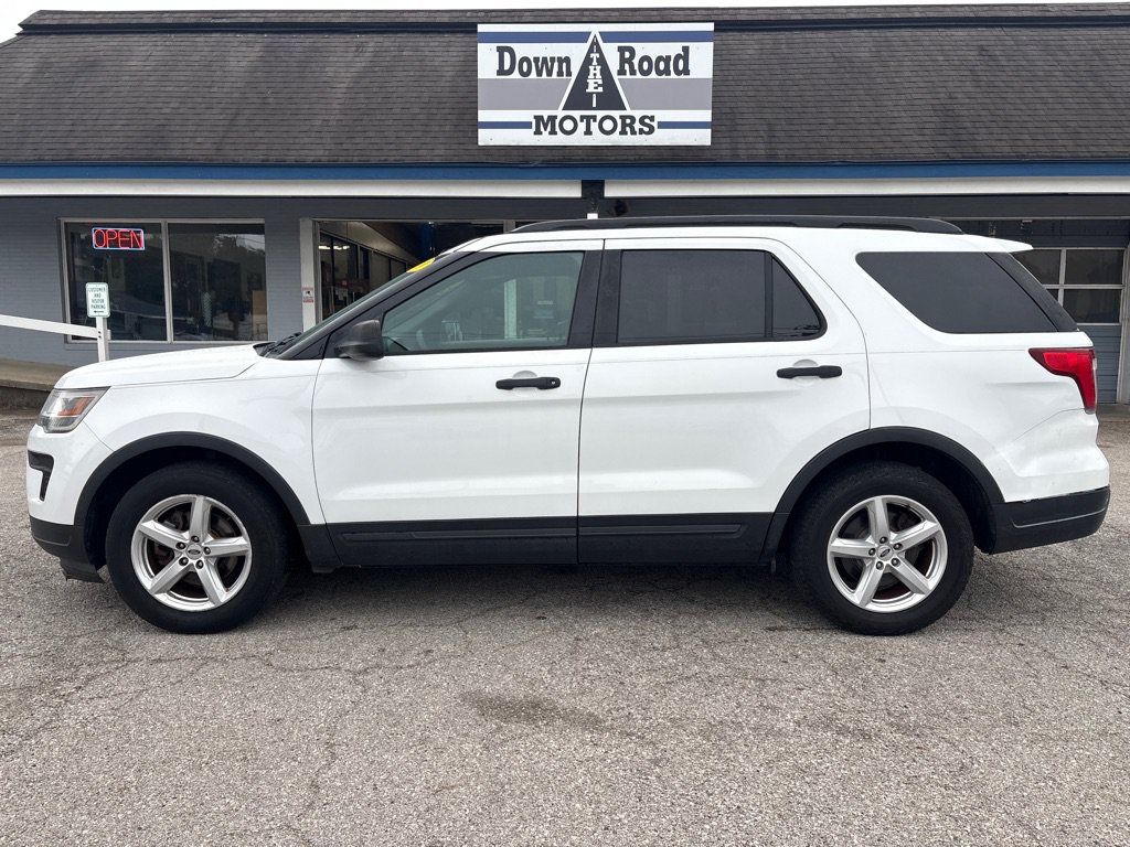 Used 2018 Ford Explorer FWD image 2