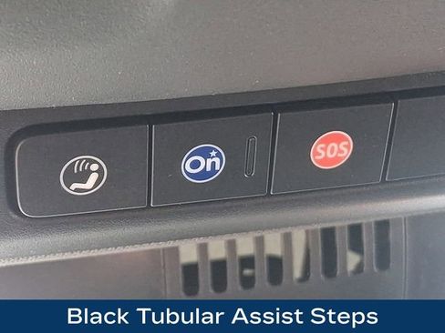 Used 2025 Chevrolet Tahoe Z71 image 17