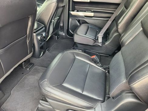 Used 2021 Ford Explorer Limited w/ Equipment Group 301A RWD image 30