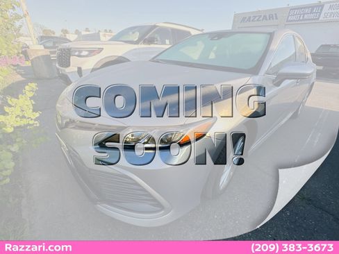 Used 2023 Toyota Camry LE image 1