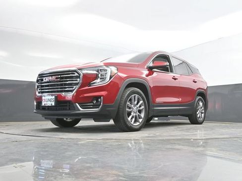Used 2023 GMC Terrain SLT AWD/4WD image 45