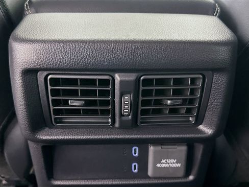 Used 2025 Toyota 4Runner Limited image 26