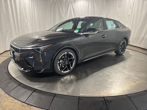 New 2026 Kia K4 GT-Line image 1