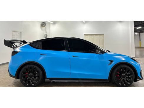 Used 2021 Tesla Model Y Performance AWD/4WD image 9