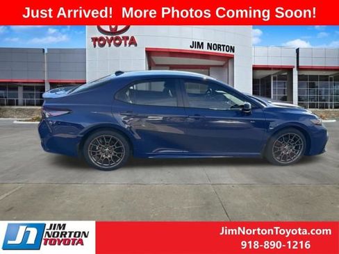 Used 2023 Toyota Camry SE w/ Convenience Package image 8