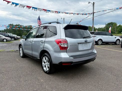 Used 2014 Subaru Forester 2.5i Touring AWD/4WD image 3