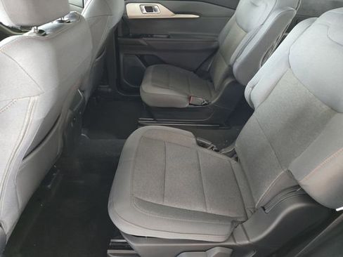 New 2026 Ford Explorer Active image 21