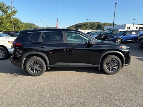 Certified 2025 Nissan Rogue S AWD/4WD image 6