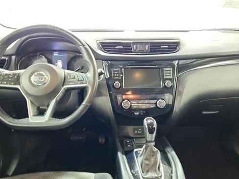 Certified 2019 Nissan Rogue Sport SV w/ Technology Package image 23