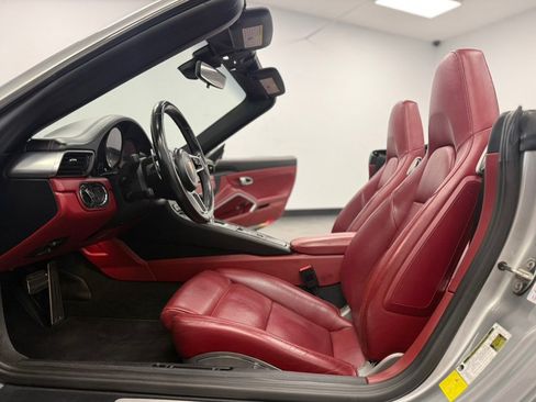 Used 2017 Porsche 911 Carrera image 49
