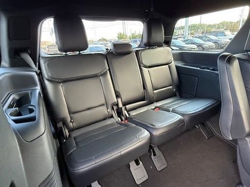 New 2025 Ford Expedition Max Platinum w/ Stealth Performance Package image 21