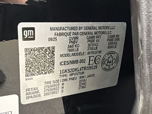 Used 2026 GMC Yukon Denali w/ Sun & Power Step Package AWD/4WD image 40