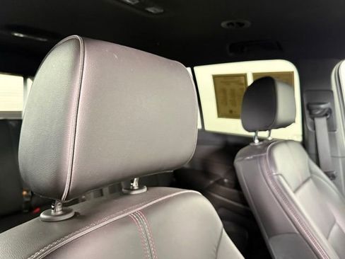 Used 2023 Chevrolet Traverse RS w/ LPO, Floor Liner Package image 39