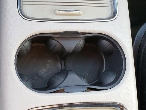 Used 2020 Dodge Grand Caravan SXT image 19