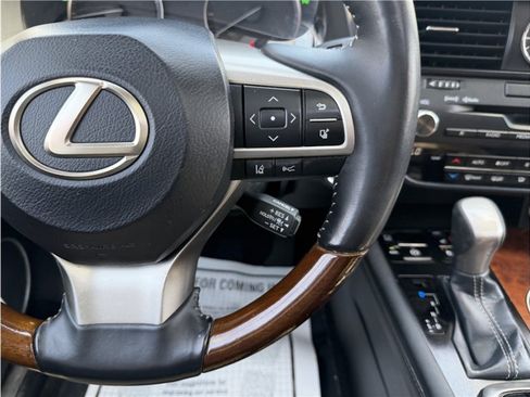 Used 2019 Lexus RX 350L FWD image 39